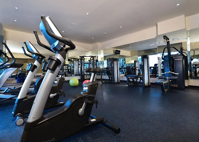 The Alana Hotel & Convention Center Solo By Aston